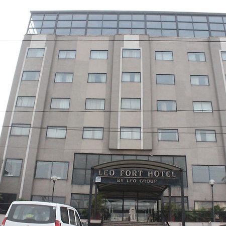 Leo Fort Hotel Jalandhar Exterior foto