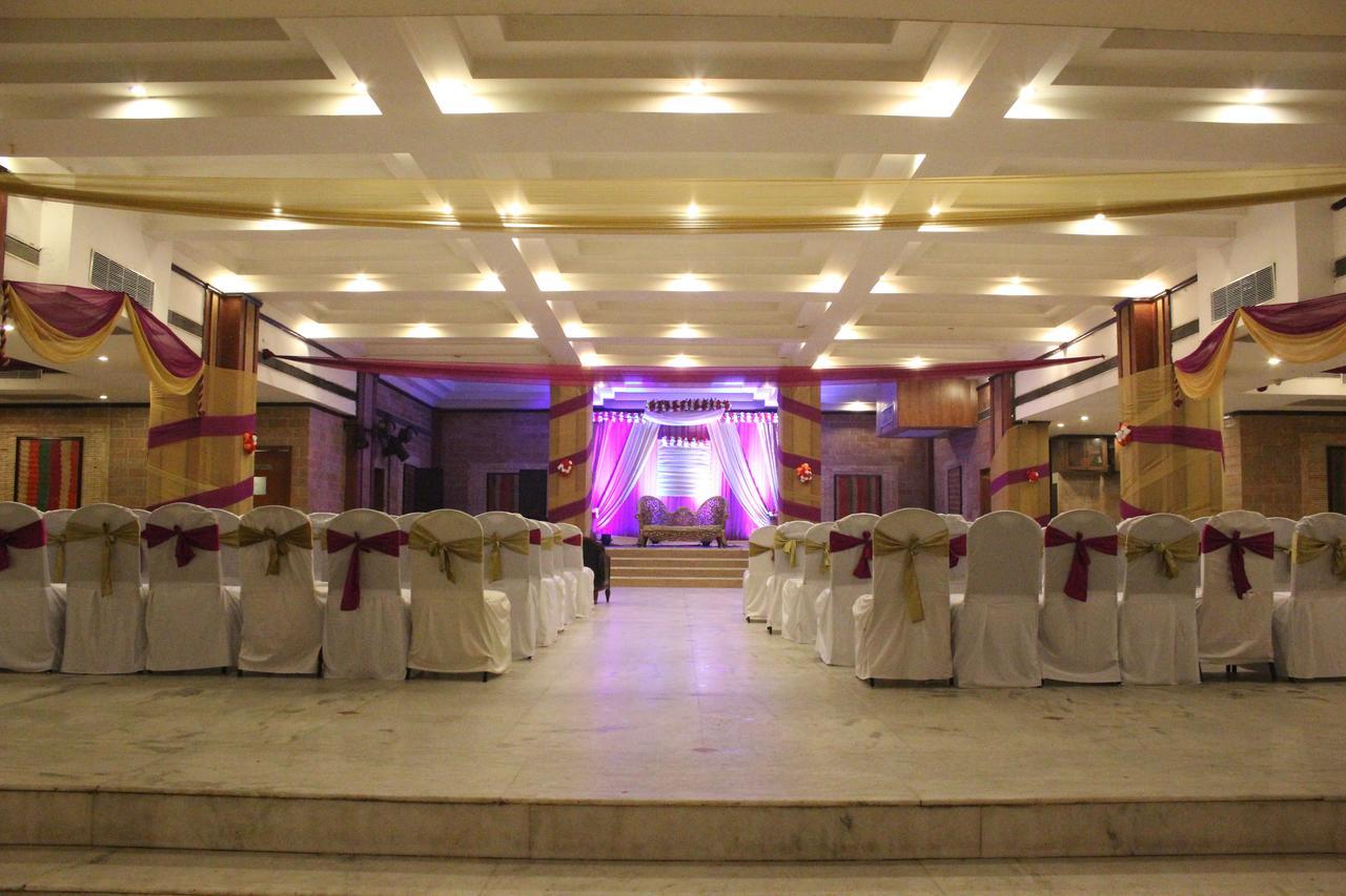 Leo Fort Hotel Jalandhar Exterior foto